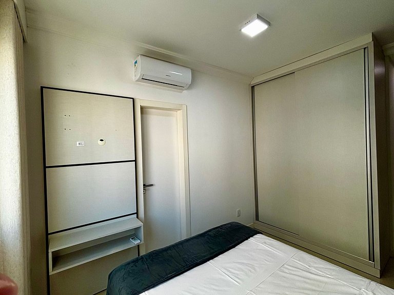 Apto c/ Churrasqueira a 90m da Praia CMF0501