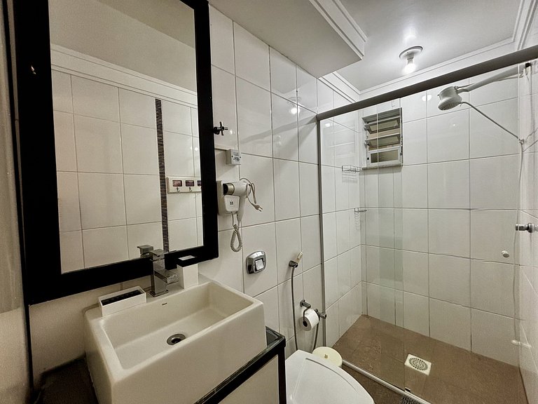 Apto c/ suíte a 30m do mar em Itapema CAE0103