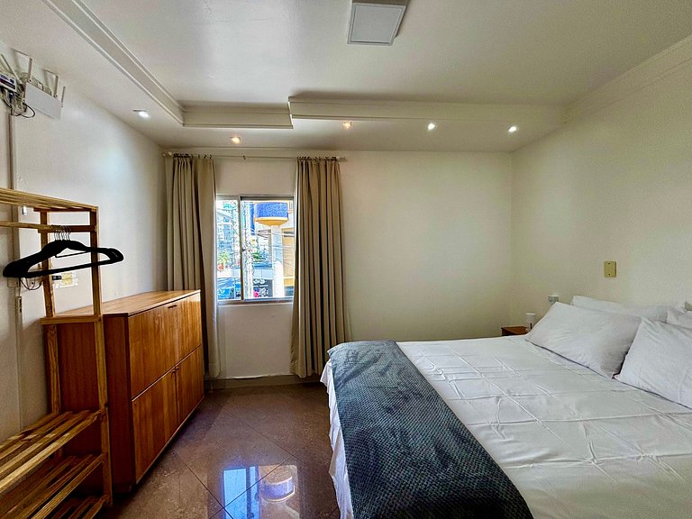 Apto c/ suíte a 30m do mar em Itapema CAE0103