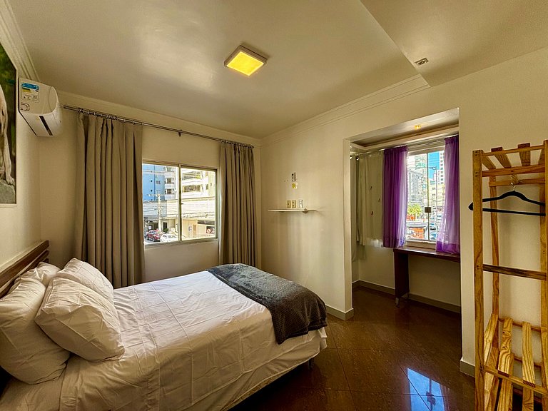 Apto con suite a 30 m del mar en Itapema CAE0103