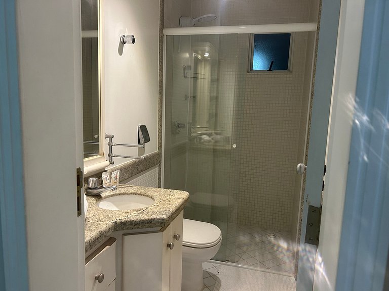 Apto 3 Quartos a 300m da Praia EJS0803