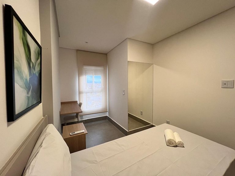 Apto en Edificio con Piscina y Gimnasio GRL1503