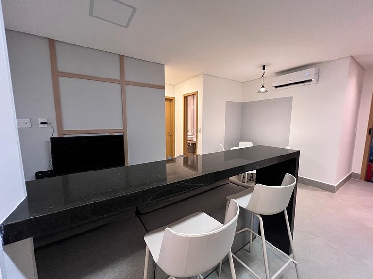 Apto en Edificio con Piscina y Gimnasio GRL1503