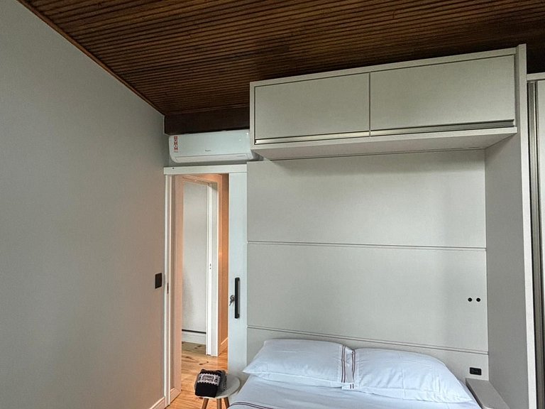 Casa c/ Churrasqueira e Jacuzzi CKL0002