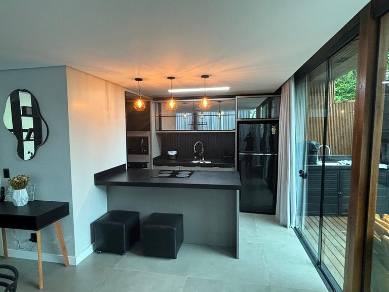 Casa c/ Churrasqueira e Jacuzzi CKL0002