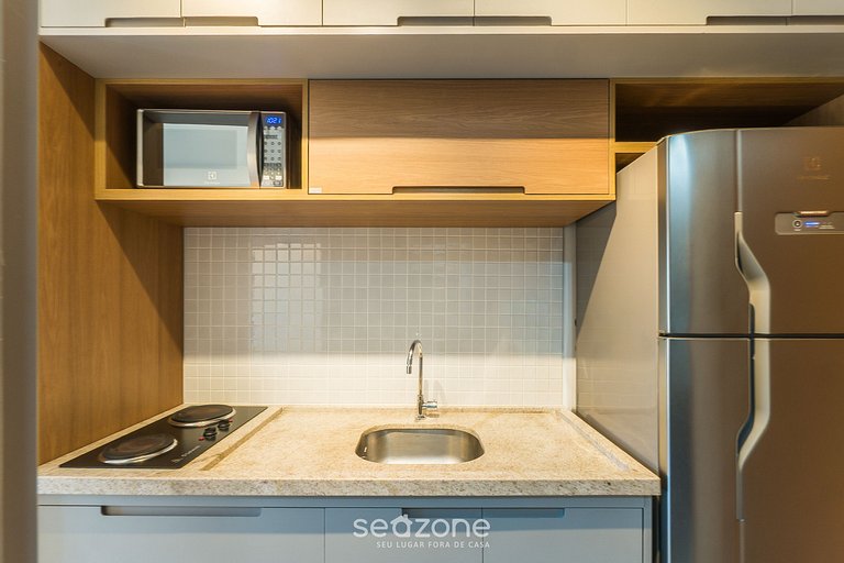 Studio completo a 750m mar em Salvador SMT0410