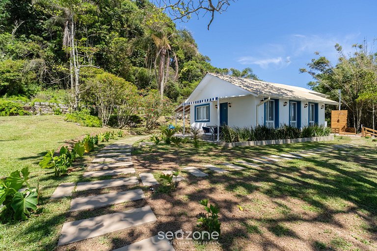 Apartamento en condominio a 50 m del mar FTS0003