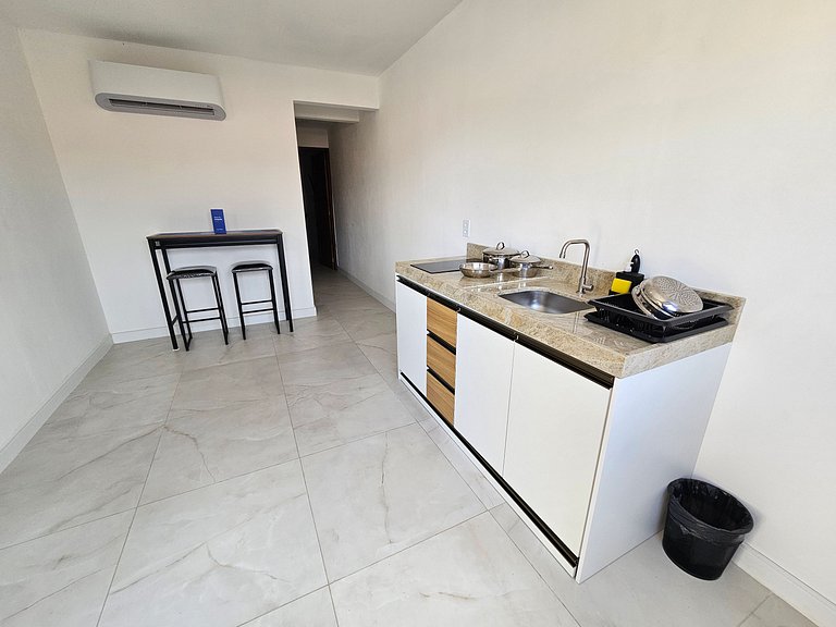 Apto 1 Quarto a 160 m da Praia MCU0203