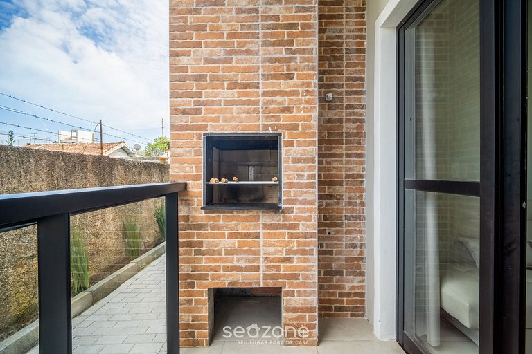 Apto c/ churrasq. e varanda nos Ingleses SJS0009