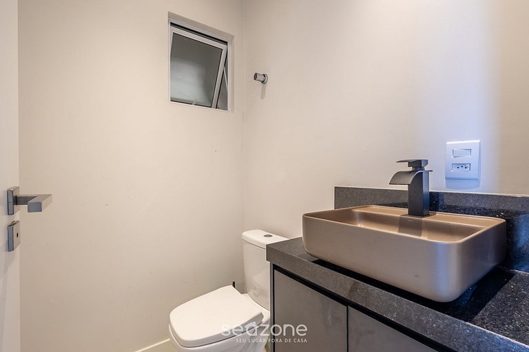 Apto c/ churrasq. privativa em BC - STL0505