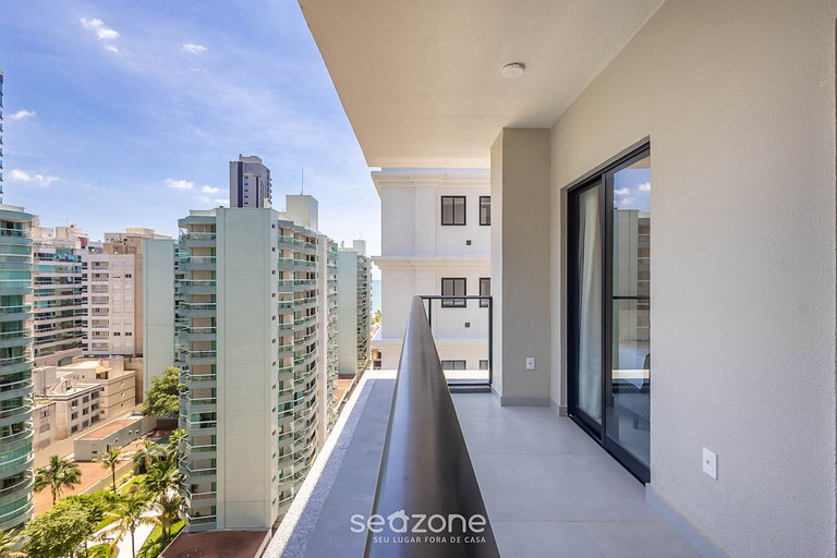 Studio em Meia Praia a 220m do Mar FFS1004