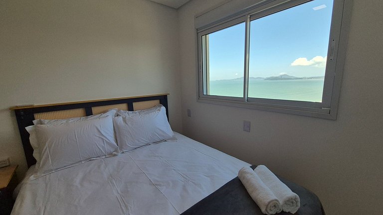 Apt 3Qt c/ Vista mar e churrasq. SHC1601