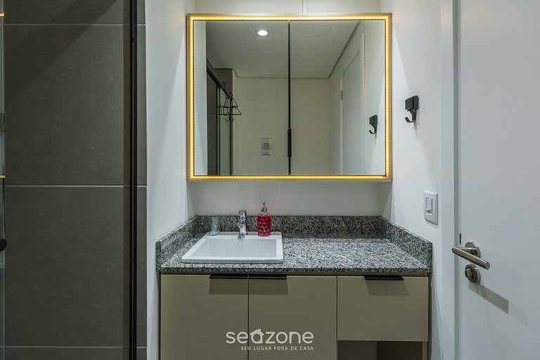 Studio em cond. c/ piscina próx. da PUC MCP0403