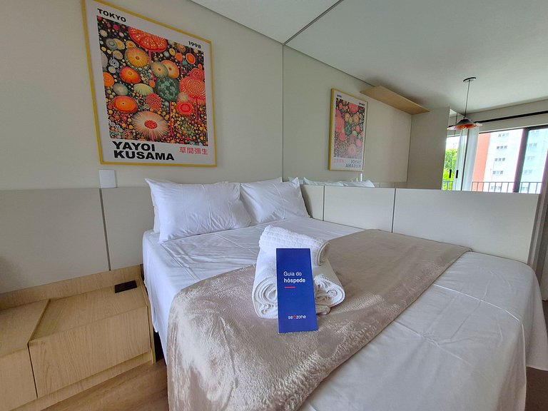 Studio moderno c/ varanda em Curitiba - EBI0304