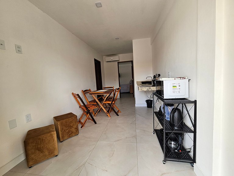 Apto c/ 2 suites a 160 m de la playa MCU0101