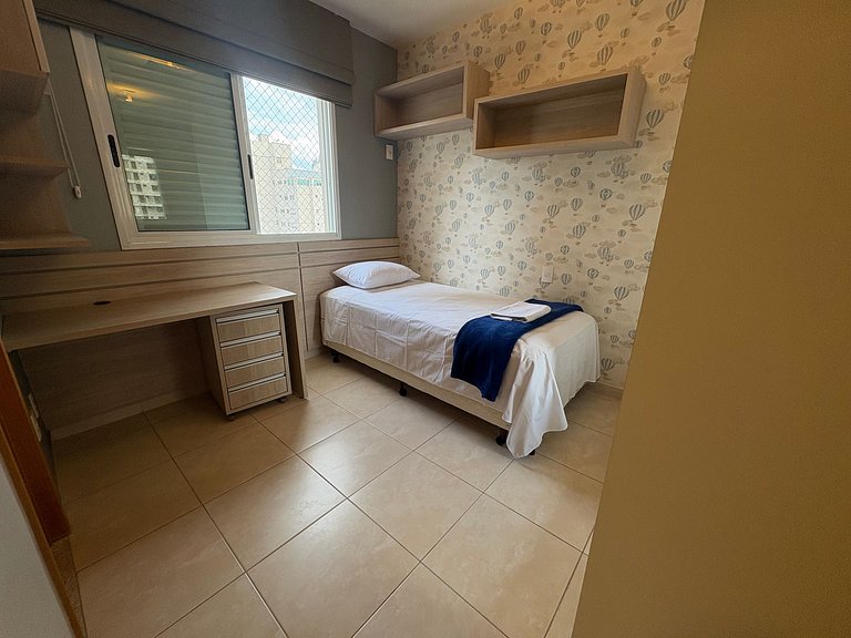 Apto 3Qts a 550 m do Shopping Flamboyant MFE2202