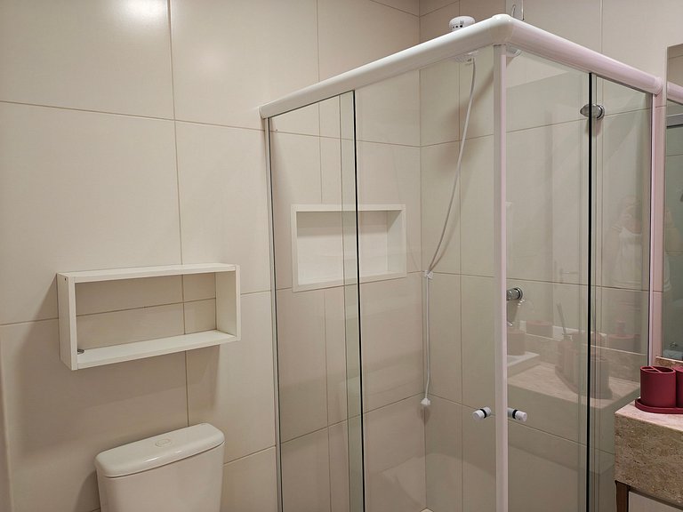 Casa em Cond. c/ Piscina e Churrasq. NTO0005