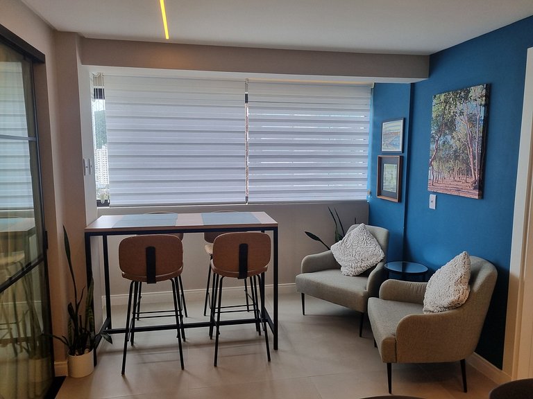 Apto c/ 2 suítes a beira-mar de BC - EQC0801