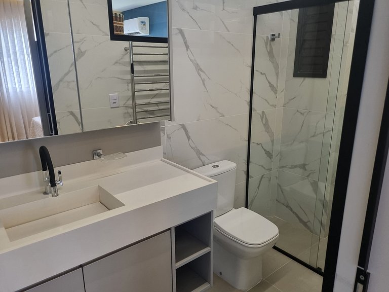 Apto con 2 suites frente al mar en BC – EQC0801