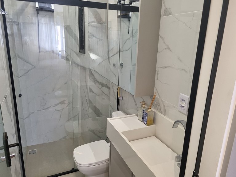 Apto con 2 suites frente al mar en BC – EQC0801