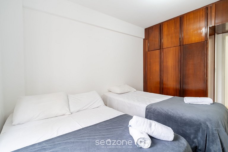 Apto c/ 2 hab y balcón en el Centro CEB1106