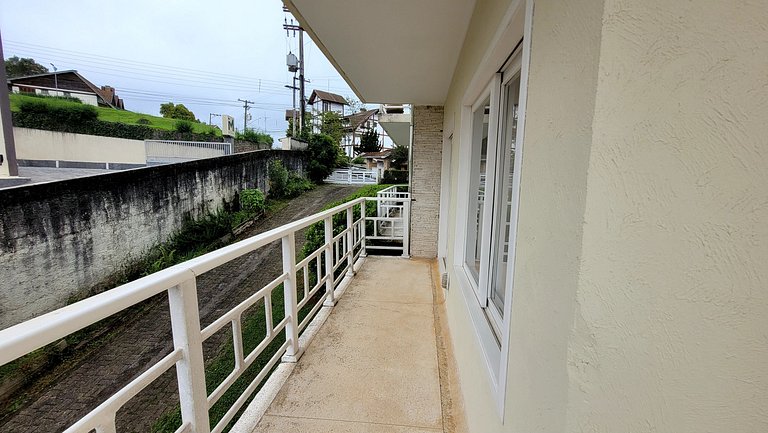 Apto de 2 Dormitorios en Campos do Jordão LVR0412