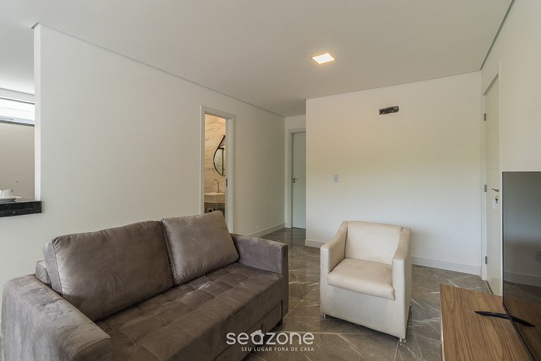 Apto em Cond. c/ Piscina a 350m da Praia PRY0107