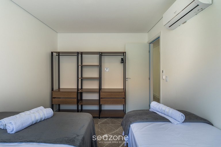 Apto em Cond. c/ Piscina a 350m da Praia PRY0107