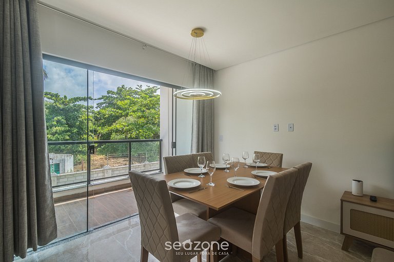 Apto c/ varanda a 350m da Praia no Centro PRY0106