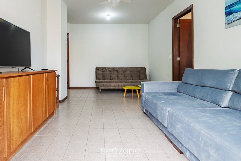 Apto com varanda 400m do mar B Camboriú RFT505