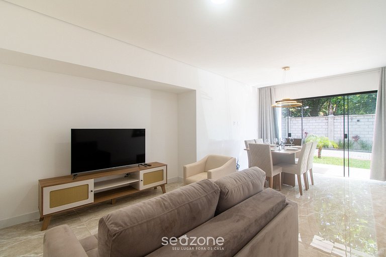 Apto en cond. con piscina y parrilla PRY0009