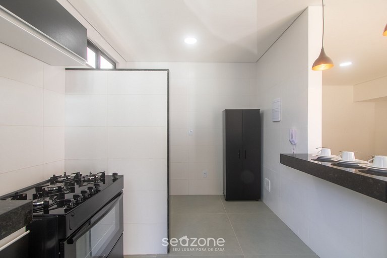 Apto en cond. con piscina y parrilla PRY0009