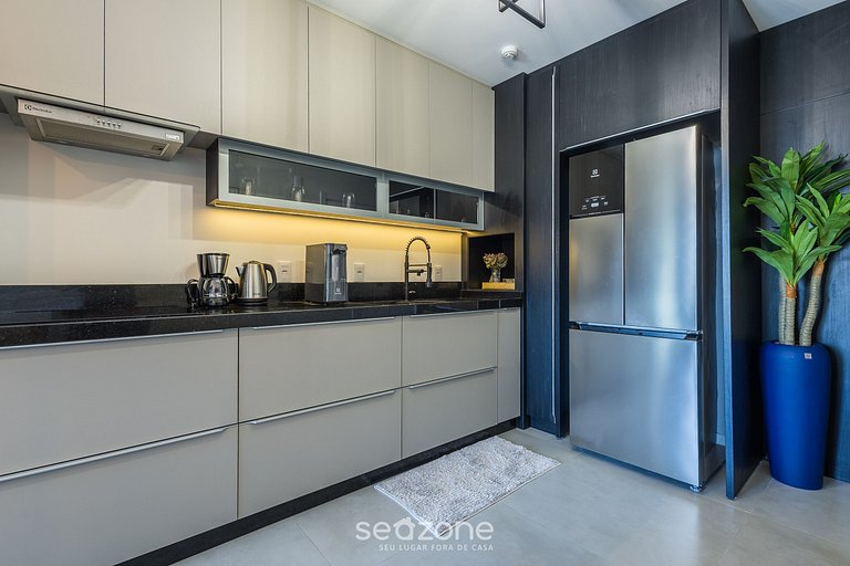 Apto c/ Varanda 220m da Praia em Itapema FFS1504