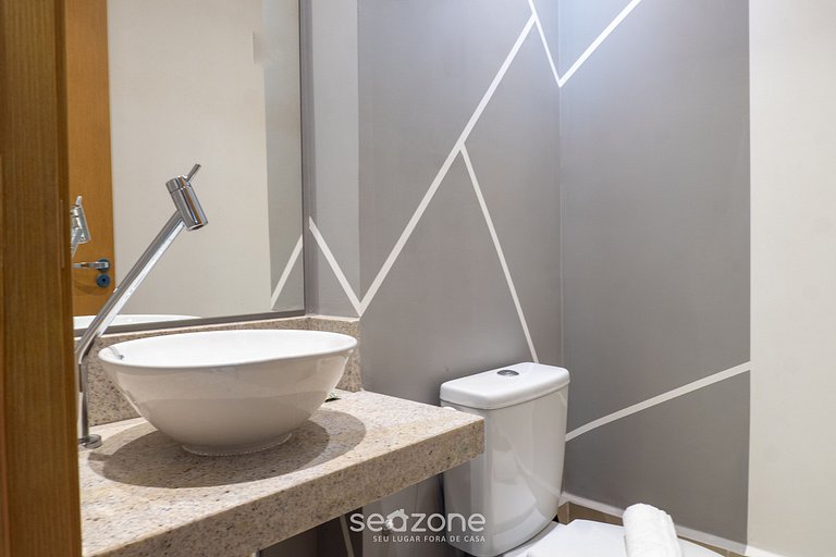 Apto Confortável em Cond. c/ Piscina GRLB1403