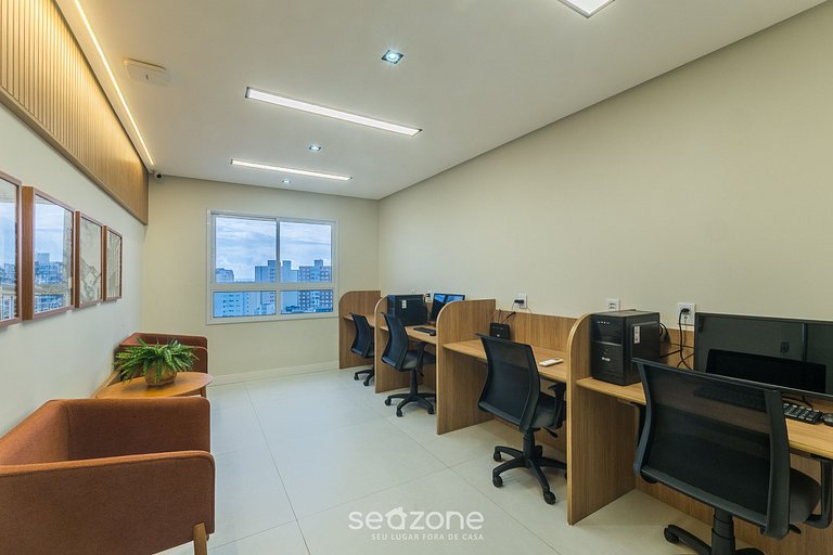 Studio em prédio c/ academia a 150m do Mar SES0705