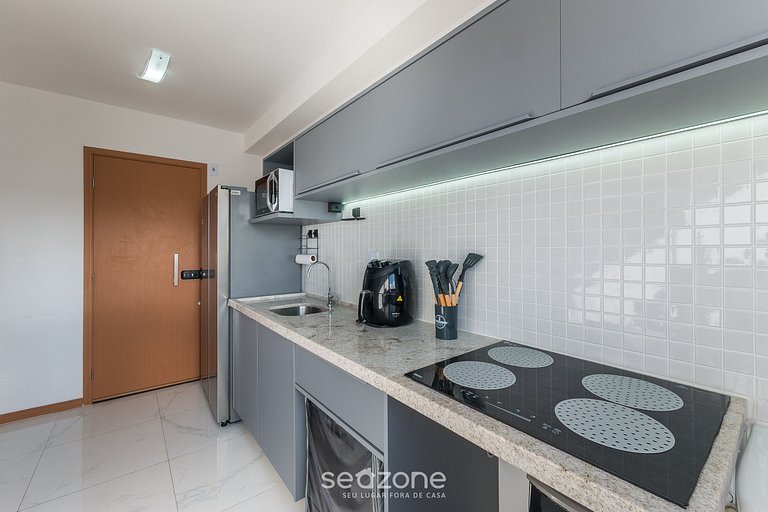 Apto c/ varanda a 750m do mar em Salvador SMT0916