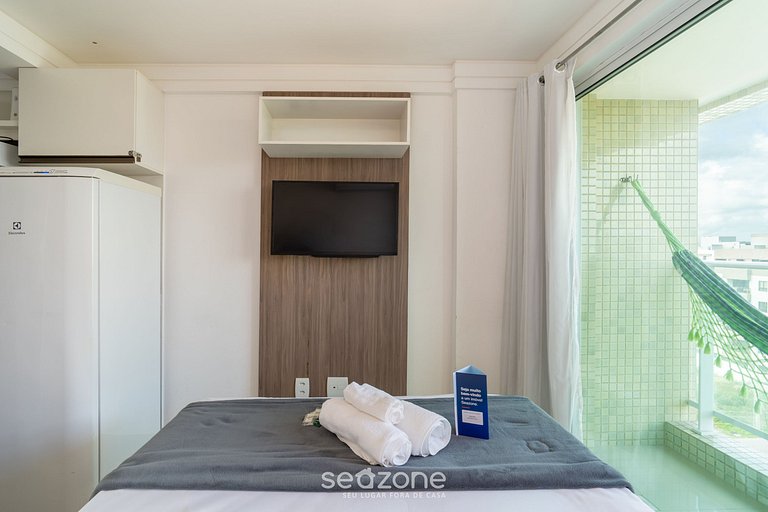 Studio c/ piscina no prédio, 40m da Praia CMZ0616