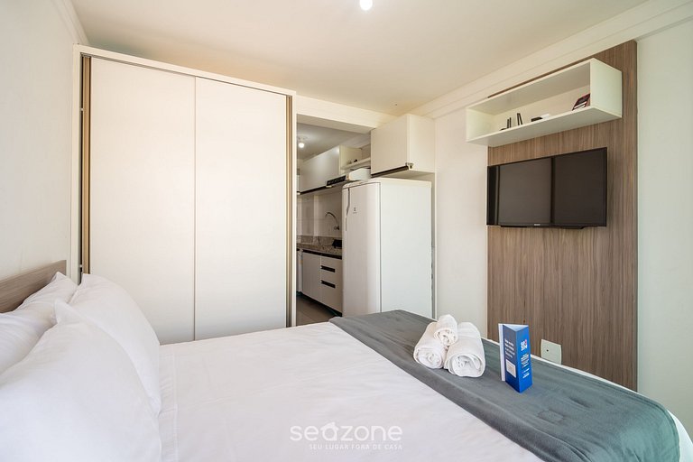Moderno c/ piscina a 40 m da praia CMZ0616