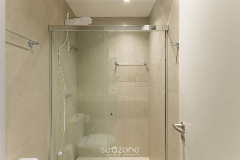 Estúdio em Cond. c/ Piscina LIV0705