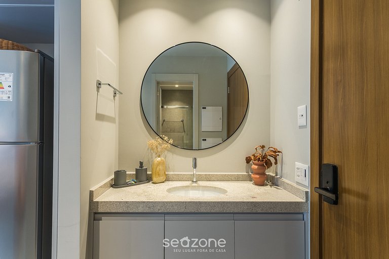 Estudio en condominio con piscina LIV0705