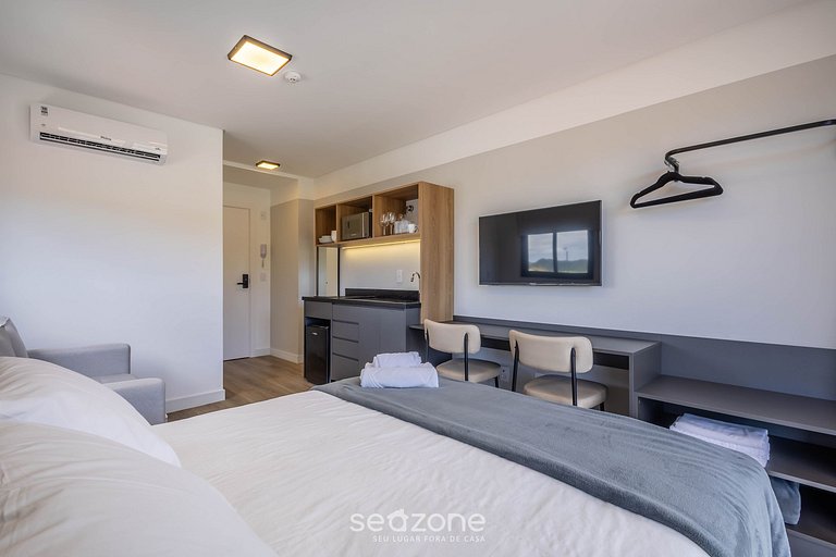 Studio c/ vista lateral mar a 50m da Praia PSO0810