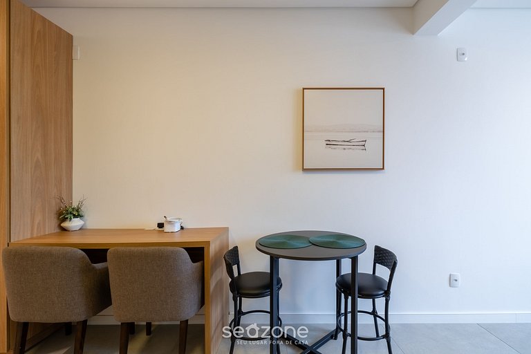 Estúdio a 450m do Mercado Público CMA0202