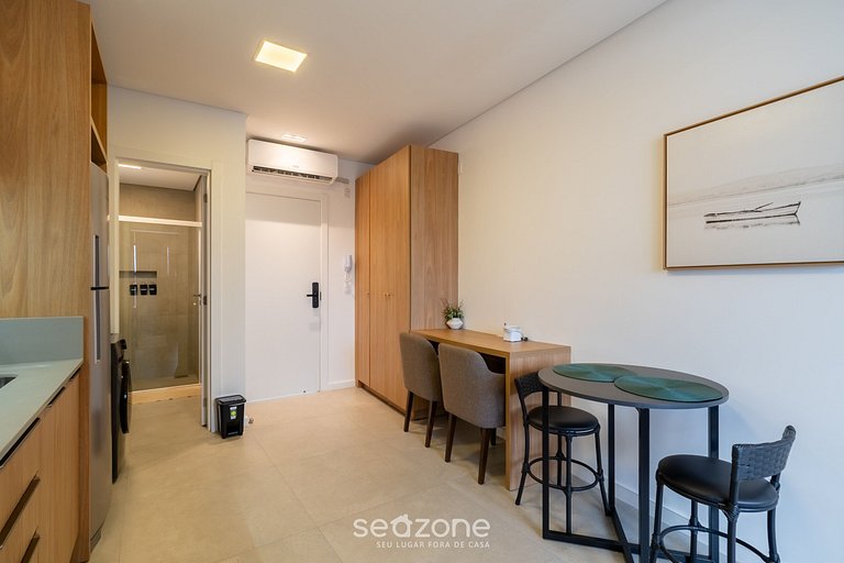 Estúdio a 450m do Mercado Público CMA0202