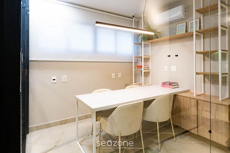 Studio c/ varanda e vista a 220m da Praia ONE0607