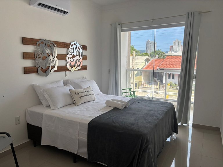 Sobrado com 2 suítes em Perequê BFJ0506