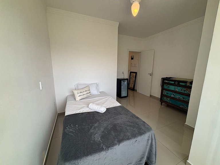 Sobrado com 2 suítes em Perequê BFJ0506