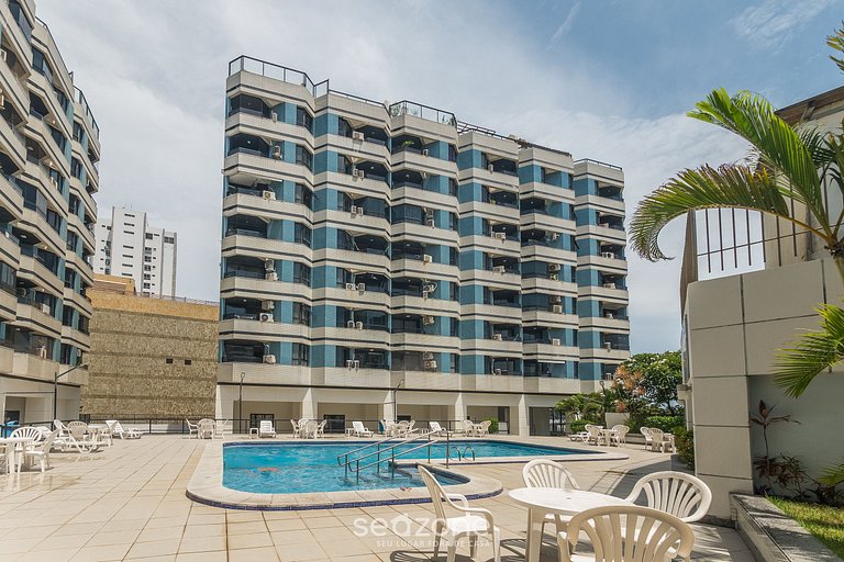 Apto c/ varanda a passos da praia da Barra TLR0113