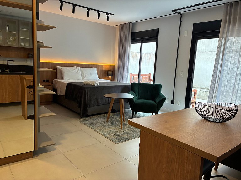 Estudio a 800 m de la Beira-mar Norte ECH0106