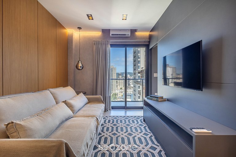 Studio moderno em Meia Praia a 220m do Mar FFS1407