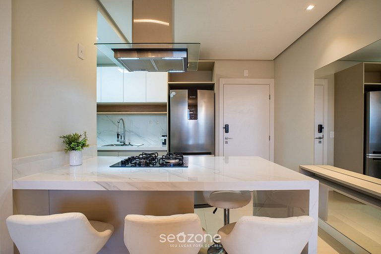 Apt en edif. c/ piscina en Centro-Floripa CJO0202